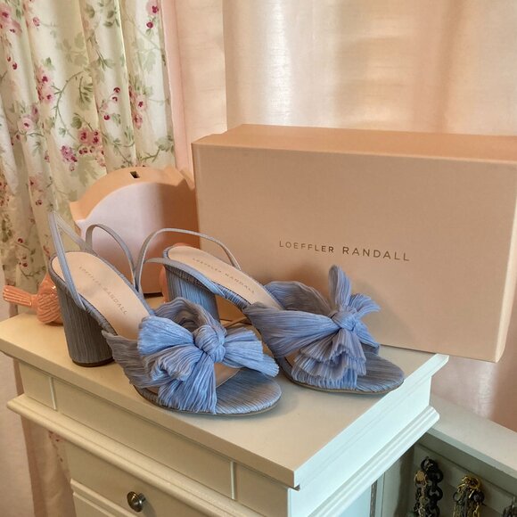 Loeffler Randall Camellia knotted ankle wrap sandals, sky blue, sz. 8.5